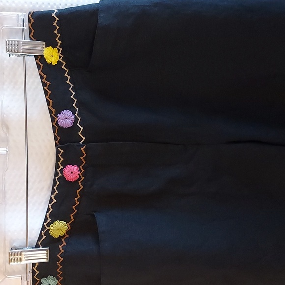Larry Levine Women's Capris Pants Linen Blend Black Embroidery Waist Siz… - Picture 2 of 12